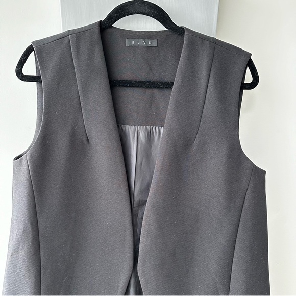 BLVD vest in new condition - Picture 4 of 7